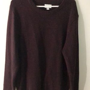 Maroon sweater